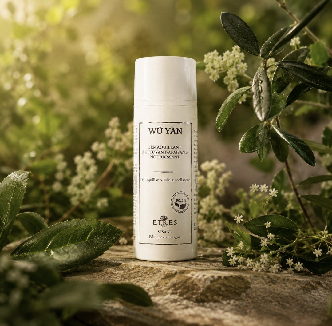 WŪ YÁN transforming make-up remover